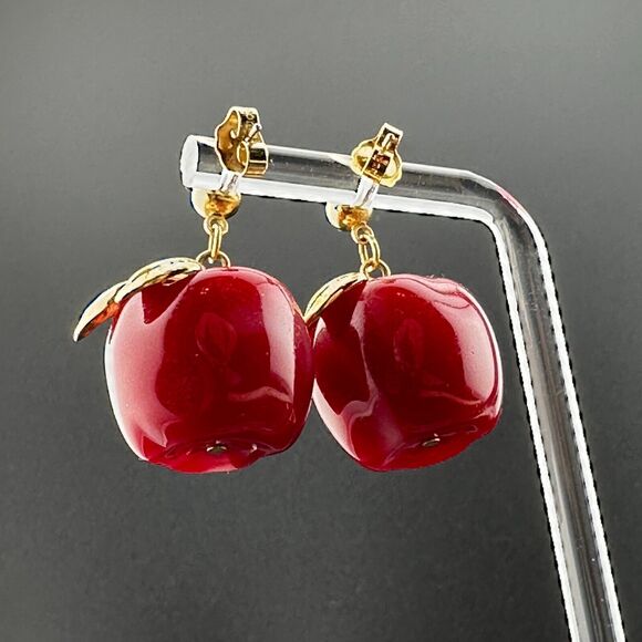 Vintage Avon Gold Tone & Red Light Pink Swirl Lucite Apple Dangle Earrings 1 in - Picture 6 of 12